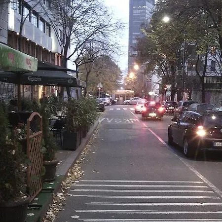 Slavija Square Apartment Cvetni Trg Belgrad Oda fotoğraf